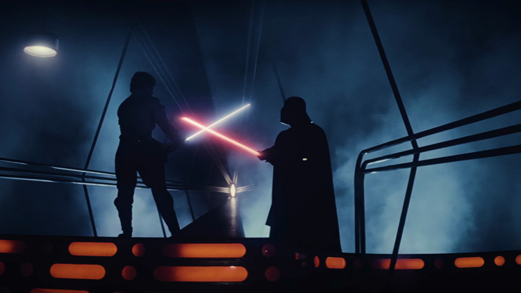 Luke Skywallker vs Darth Vader